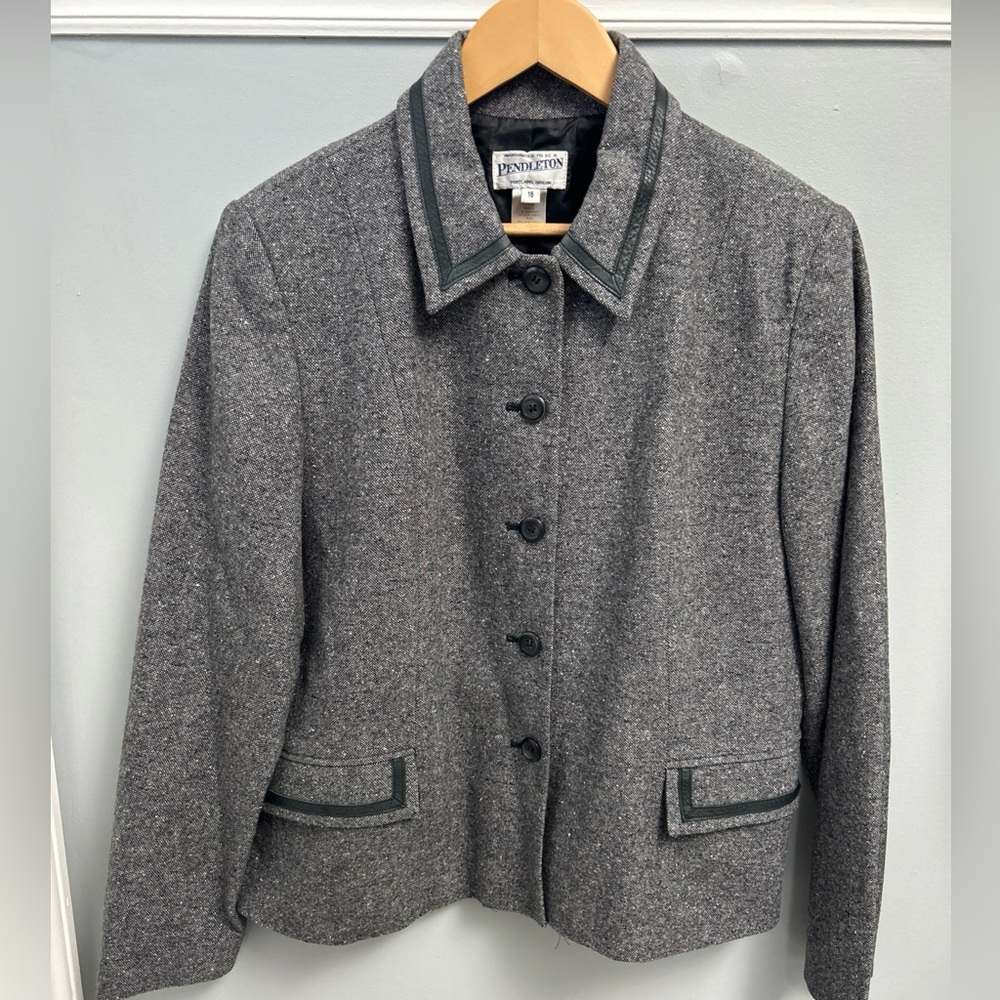 Pendleton Gray Tweed lambs Wool Silk Blazer with Black Leather Trim